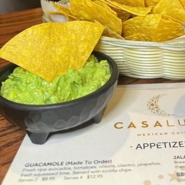 Small Guacamole Lunch.