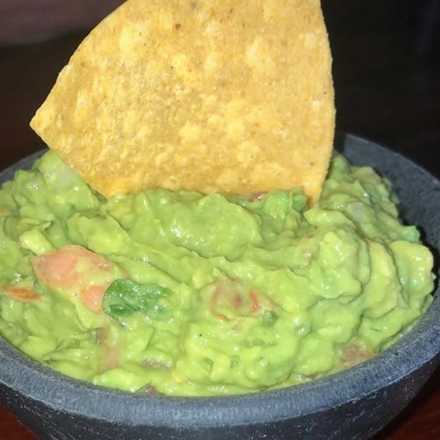Guacamole (4oz.).