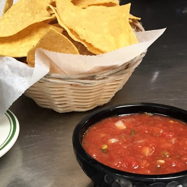 Chips & Salsa.